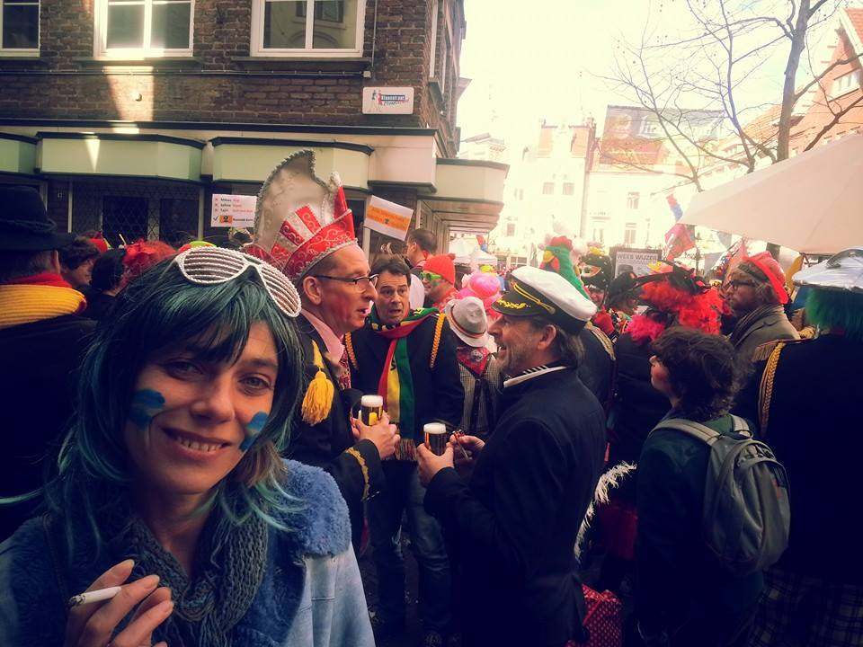 1975209_10151921697701905_1428876011_n