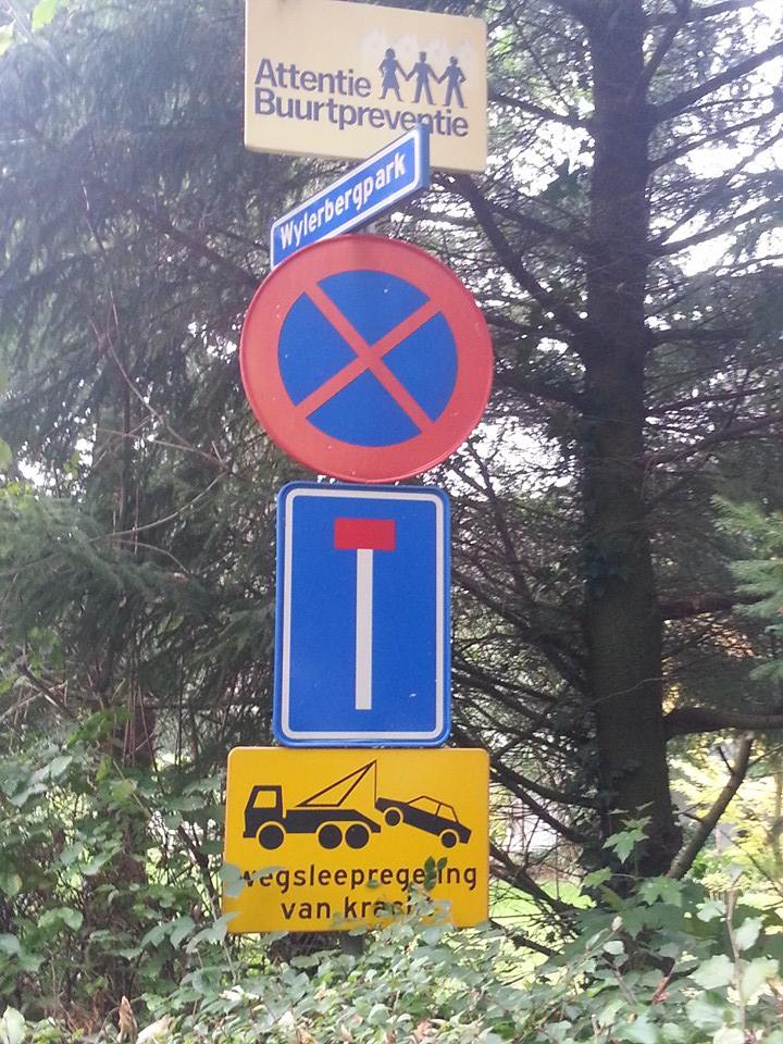 20141026 Je mag hier zelfs niet eens gezellig buurten