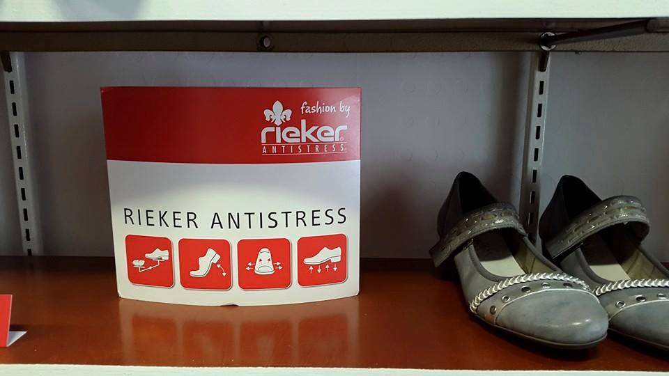 20150429 Jaahh en dan noemen we onze schoenen Rieker